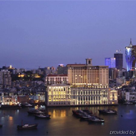 Sofitel Macau At Ponte 16 Exterior foto The view of the hotel from the sea
