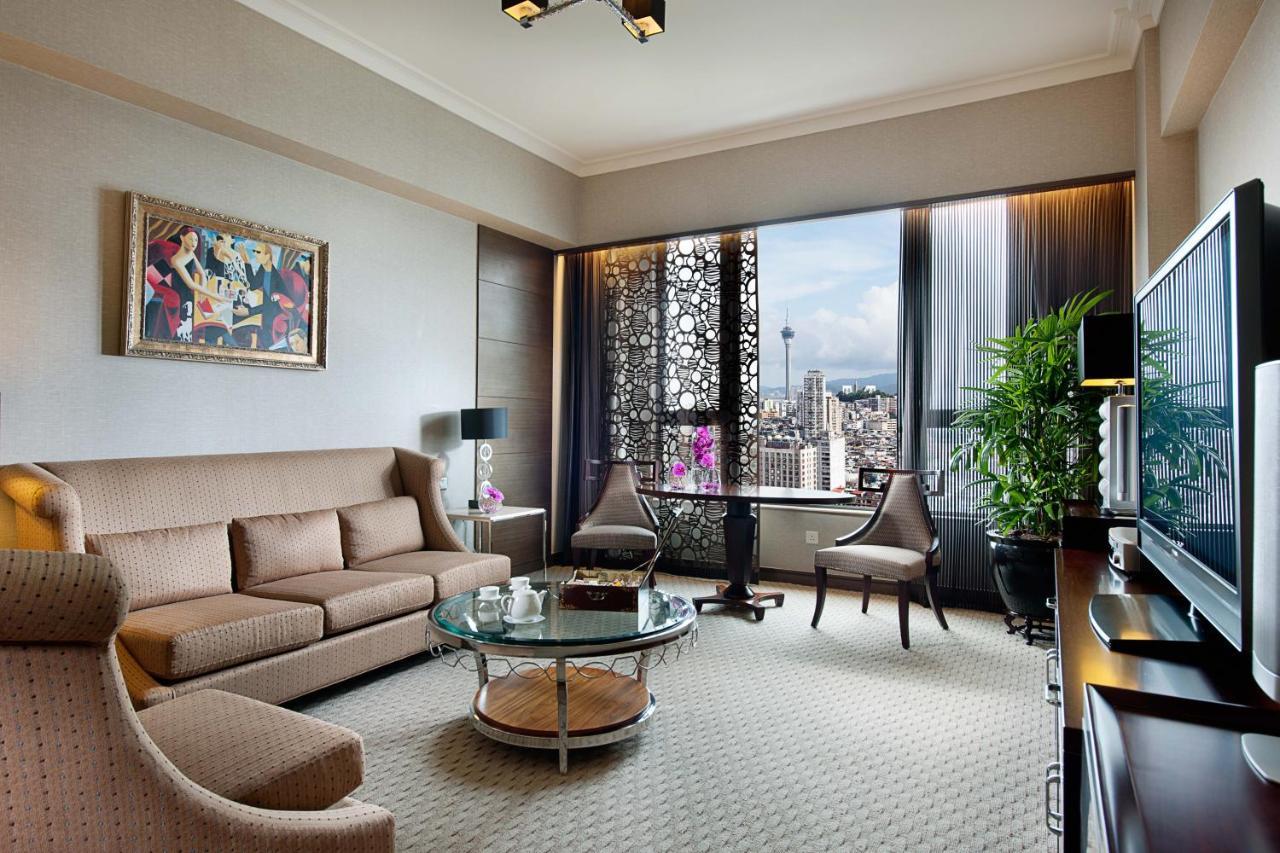 Sofitel Macau At Ponte 16 Exterior foto A living room in a suite at the Shangri-La Hotel, Kuala Lumpur