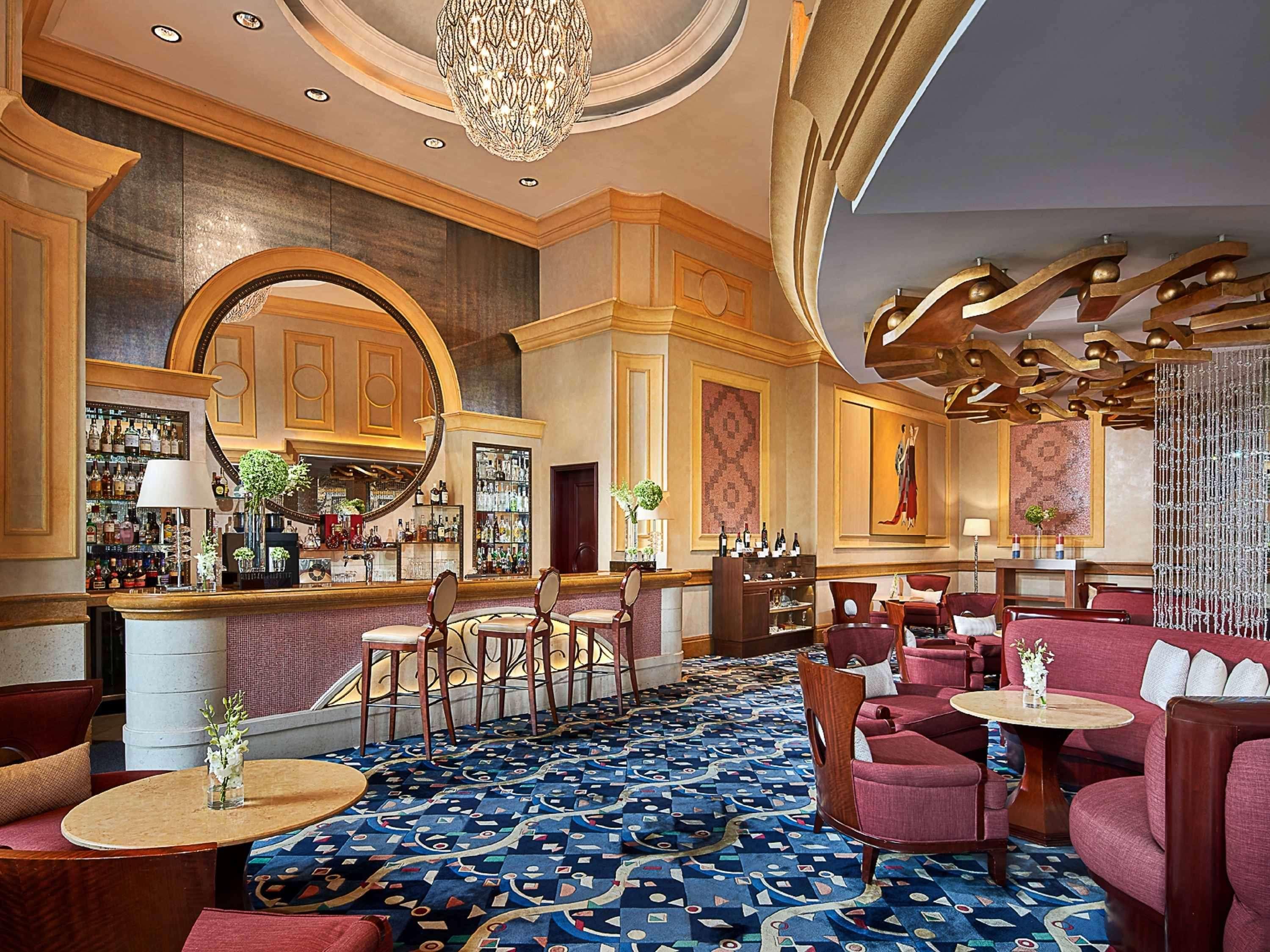 Sofitel Macau At Ponte 16 Exterior foto The Bar