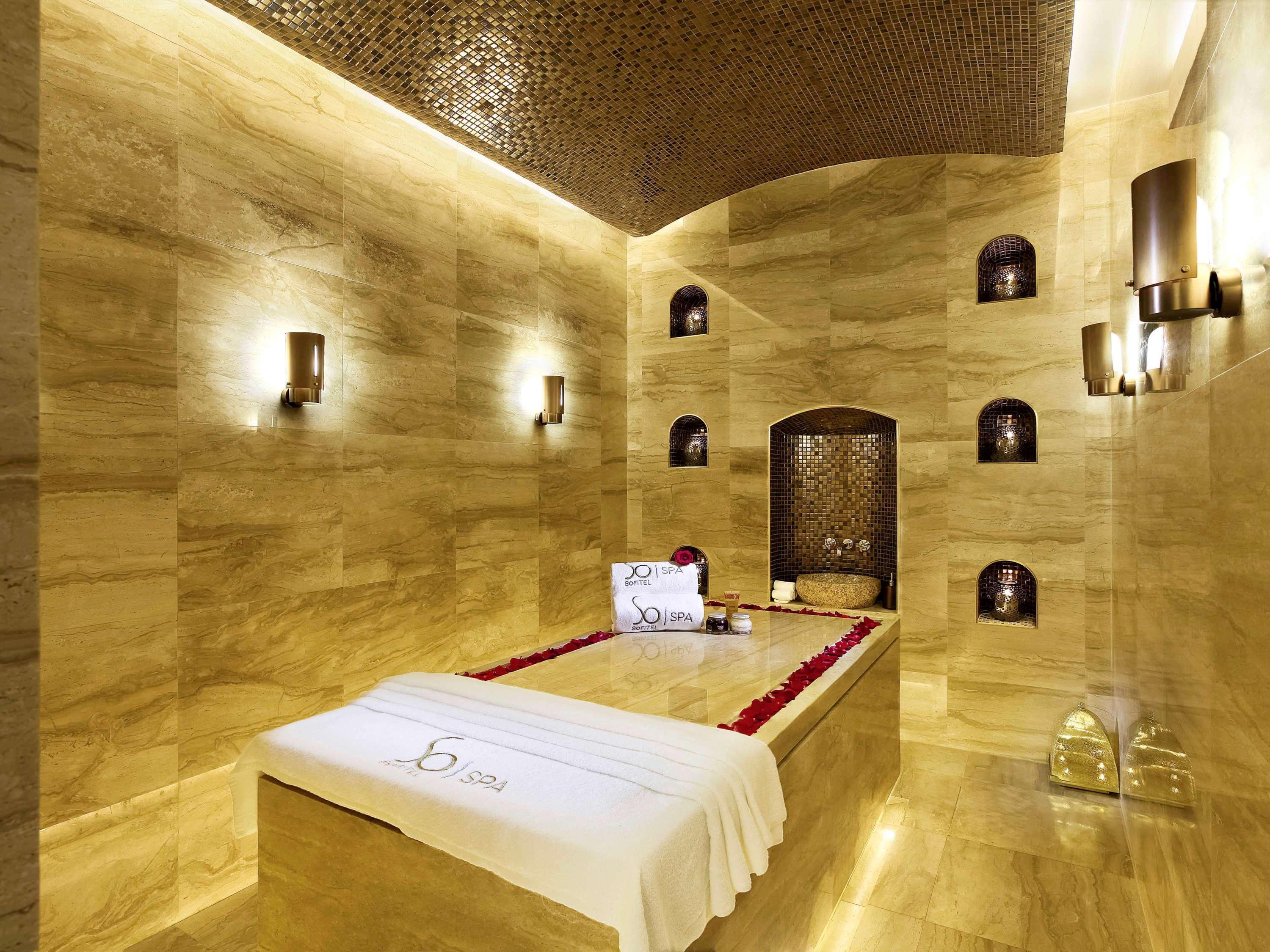 Sofitel Macau At Ponte 16 Exterior foto A hammam in the Emirates Palace, Abu Dhabi