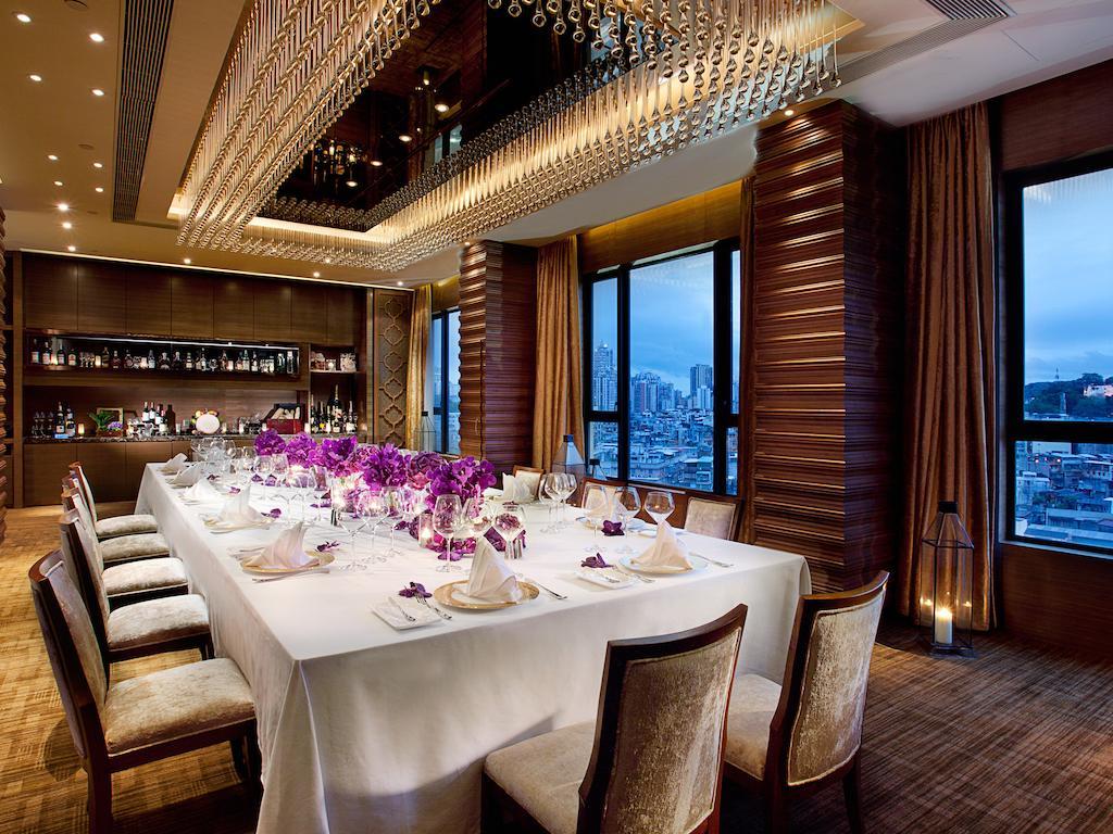 Sofitel Macau At Ponte 16 Exterior foto The Presidential Suite