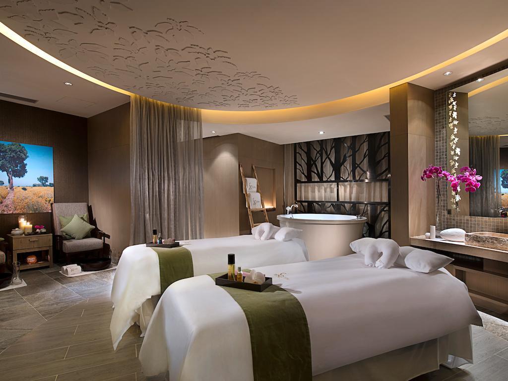 Sofitel Macau At Ponte 16 Exterior foto Spa at The Ritz-Carlton, Shenzhen
